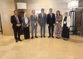 وزير التموين وزير الزراعة واستصلاح الأراضي يجتمعان مع وفد برنامج الأغذية العالمي