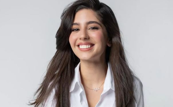 مايان السيد: نجمة السينما في قمة تألقها