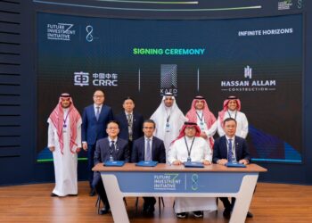 كافد يعلن عن مشروع القطار الكهربائي الرائد كجزء من استراتيجية النقل الحضري في رؤيته المستقبلية