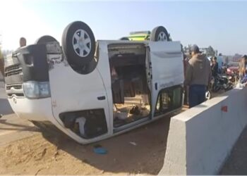 إصابة 15 شخصًا في انقلاب سيارة نقل ببورسعيد