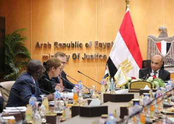 وزير العدل يستقبل المدير القطرى لمجموعة البنك الدولى للشرق الأوسط وشمال أفريقيا