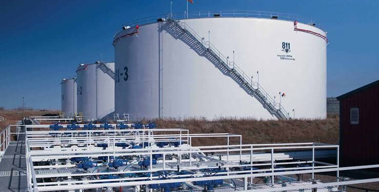 تحسين كفاءة الإنتاج.. أهم فوائد استخدام الذكاء الاصطناعى بإدارة خزانات البترول