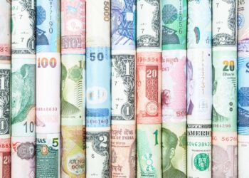 تقلبات أسعار العملات اليوم.. نظرة شاملة على السوق المالية في مصر