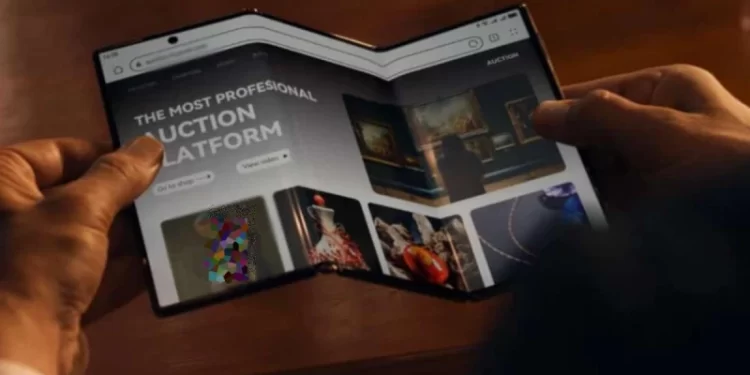 هاتف ثلاثي الطي هاتف ثلاثي الطي