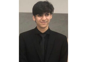 طالب بجامعة مصر للمعلوماتية يشارك ضمن وفد المفاوضين الشباب بمؤتمر المناخ cop29