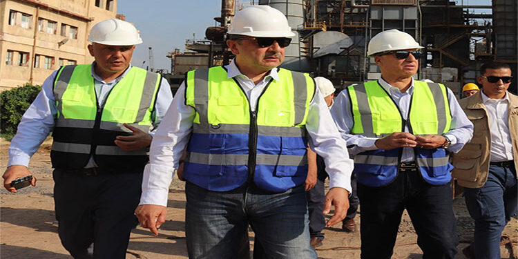 في جولة ميدانية.. وزير قطاع الأعمال العام يتفقد مصانع شركة الدلتا للأسمدة بطلخا ومستشفى السماد
