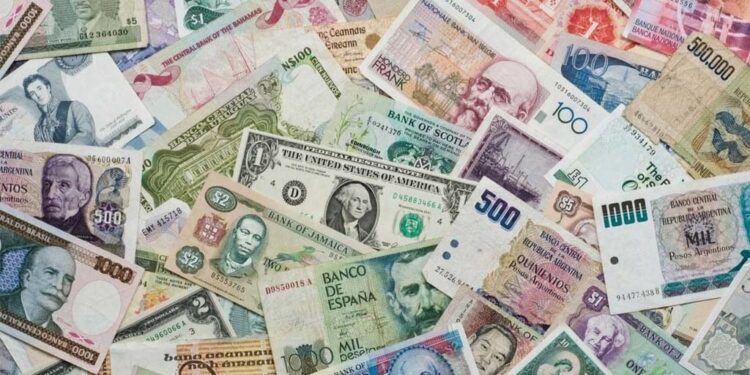 استقرار ملحوظ في أسعار صرف العملات مقابل الجنيه المصري خلال تعاملات اليوم.. سعر الدولار واليورو يتصدران القائمة