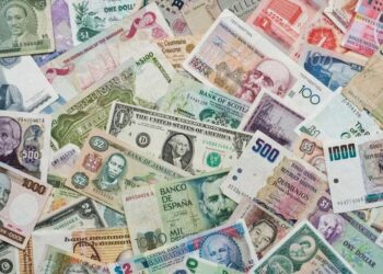 استقرار نسبي في أسعار صرف العملات أمام الجنيه المصري اليوم 6 نوفمبر 2024