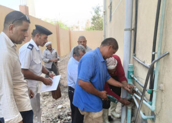 وزير الإسكان:حملات على وصلات المياه الخلسة وتحصيل المديونيات بالمدن الجديدة حفاظاً على موارد الدولة