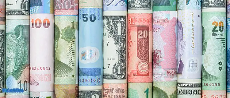 تقلبات أسعار صرف العملات أمام الجنيه المصري.. تحديث يوم الثلاثاء 5 نوفمبر 2024