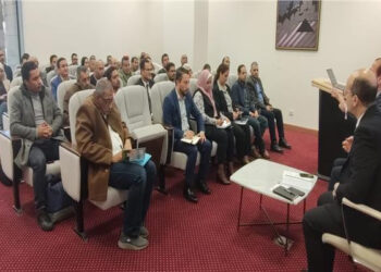 نائب وزير الصحة يعقد اجتماعا ً لمناقشة  آخر مستجدات تأهيل ورفع كفاءة فرق الاستجابة السريعة