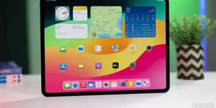 مبيعات الآيباد تحقق نموًا بنسبة 7.9% في الربع الأخير من 2024