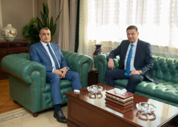 وزيرا الإنتاج الحربي والزراعة يبحثان الموقف التنفيذي لمشروعات التعاون المشترك