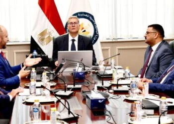 وزير البترول يستقبل وفداً من شركة آتون ريسورسز الكندية