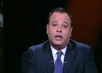 نقل والد الفنان تامر عبد المنعم للمستشفى بعد تعرضه للسقوط بمنزله