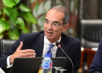 وزير الاتصالات: فوز مصر بـ6 مناصب قيادية بالاتحاد الدولى دليل على الريادة