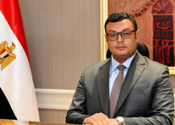 وزير الإسكان يصدر مجموعة قرارات بتكليف نواب لرئيس هيئة المجتمعات العمرانية الجديدة