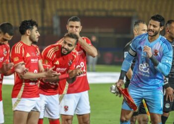 ننشر تشكيل الأهلى أمام استاد أبيدجان