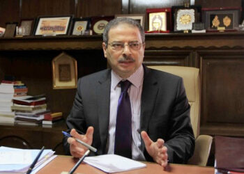 رئيس القابضة للكهرباء يفتتح اليوم معرض مصر للطاقة