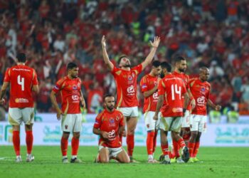الأهلي يطالب اتحاد الكرة بسرعة إسناد منظومة التحكيم إلى خبير أجنبي