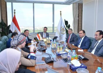 وزير التموين يعقد اجتماعاً مع الهيئة البرلمانية لحزب الشعب الجمهوري لبحث سبل التعاون