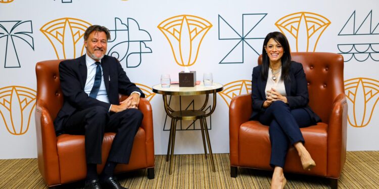 وزيرة والتعاون الدولي تستقبل نائب الأمين العام لمنظمة التعاون الاقتصادي والتنمية  OECD وتبحث موقف تنفيذ البرنامج القُطري