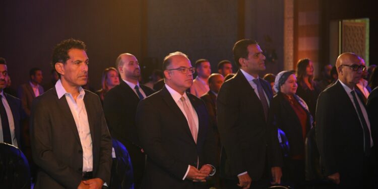 رئيس هيئة الرقابة المالية يلتقي المطورين العقاريين ويستعرض حلول التمويل غير المصرفية لدعم التنمية العمرانية