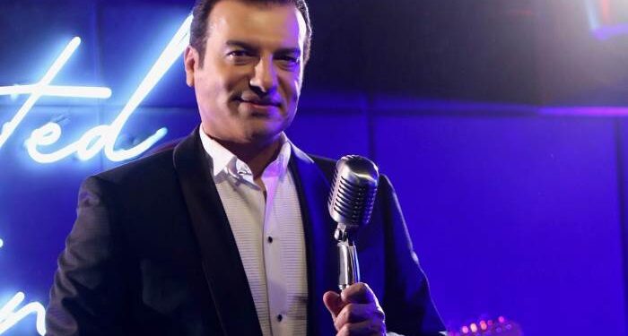 ايهاب توفيق يحيي حفل غنائي الليلة على مسرح البالون