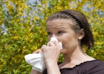 الأكثر عرضة للإصابة بـ الحساسية