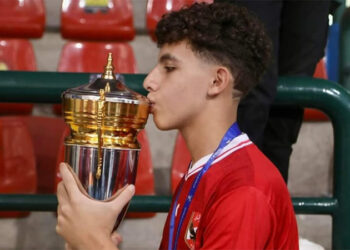 بالصور .. شباب طائرة الأهلي 17 سنة يتوجون ببطولة القاهرة