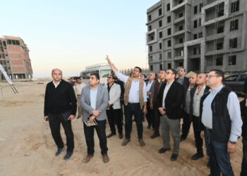 وزير الإسكان يختتم جولته بإقليم الساحل الشمالى الغربى.. ويتفقد مشروعات مدينة العلمين الجديدة