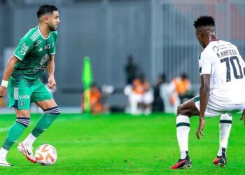 الأهلي السعودي يواجه الوحدة الليلة