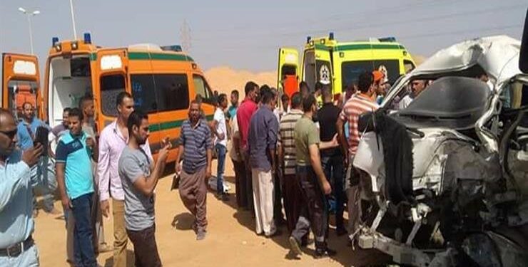 مصرع 4 أشخاص وإصابة 7 آخرين في تصادم سيارتين بزراعي مغاغة شمال المنيا