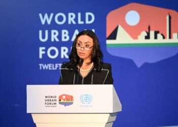 وزيرة التضامن الاجتماعي تتلقى تقريرًا عن مشاركة الوزارة في فعاليات المنتدى الحضري العالمي