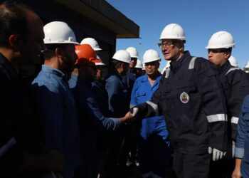 البترول: زيادة إنتاج النفط بحقل رأس بدران لـ 7500 برميل مكافئ يوميا