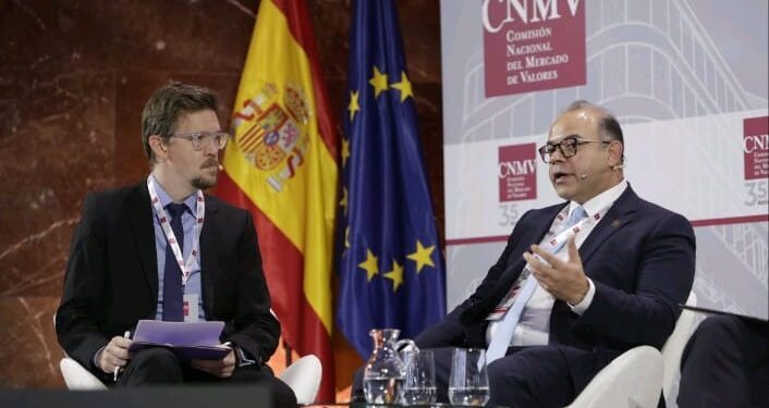 رئيس الرقابة المالية يشارك في اجتماعات المنظمة الدولية لهيئات الرقابة على أسواق المال بإسبانيا