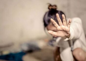 الحكم على دكتور تجميل متهم باغتصــ..ـاب طفلـ.ـة