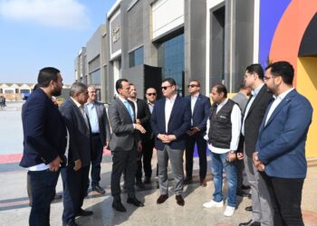 وزير الإسكان يتفقد اللمسات النهائية للاستعدادات الجارية بمركز المنارة للمؤتمرات الدولية لاستضافة المنتدى الحضرى العالمى