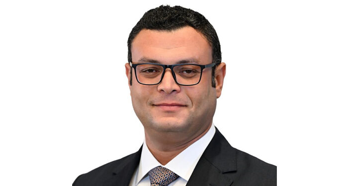 وزير الإسكان يكلف الدكتور وليد عباس بالعمل نائباً أول لرئيس مجلس إدارة هيئة المجتمعات العمرانية