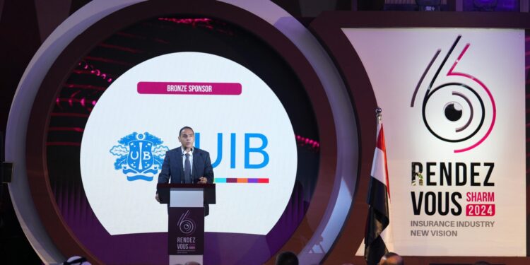 نائب رئيس هيئة الرقابة المالية يستعرض فلسفة قانون التأمين الموحد خلال مشاركته بالملتقى السنوي للتأمين