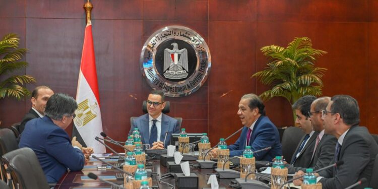 وزير الاستثمار يبحث مع «إرجياس» التركية إنشاء مصنع في مصر