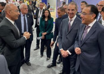 اورنچ مصر تبرز تقنيات «الجيل الخامس» واستخدام قدرات الذكاء الاصطناعي وابتكارات إدارة المدن الذكية  Or