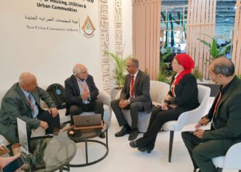 نائب وزير الإسكان يبحث فرص التعاون مع فريق عمل مشروع “كليما ميد” المعني بالمناخ والمُمول من الاتحاد الأوروبي