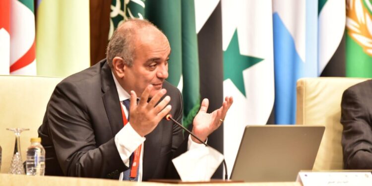 نائب وزير المالية ..نسعى إلى شراكة حقيقية مع القطاع الخاص بمبادرات تحفيزية لخلق فرص واعدة للنمو الاقتصادي