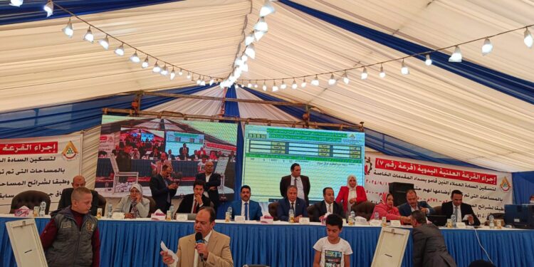 وزير الإسكان: إجراء القرعة السابعة على الأراضي التي تم توفيق أوضاعها بالعبور الجديدة