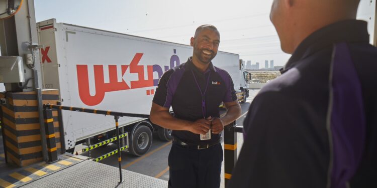 فيديكس تدعم التأثير الاقتصادي في الشرق الأوسط من خلال استثماراتها الواسعة