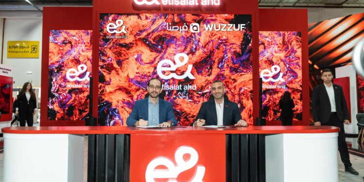 «إي آند بيزنس» توقع 5 شراكات استراتيجية لتقديم حلول متكاملة لقطاع الأعمال في السوق المصري