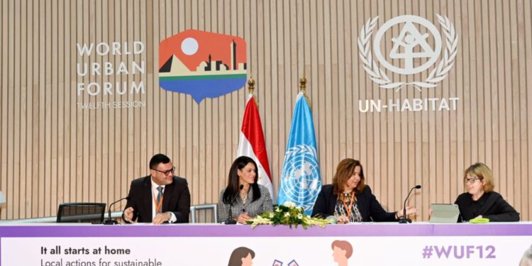 وزير الإسكان يؤكد أن المدن الخضراء تمثل مستقبلاً تتناغم فيه الحياة الحضرية مع البيئة