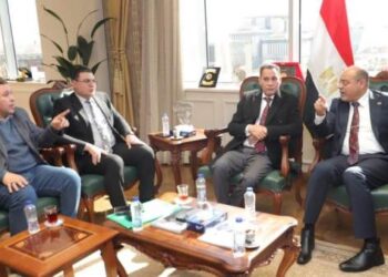 وزير العمل يستقبل نواب برلمان لبحث تكثيف التعاون في الموضوعات المشتركة