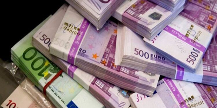 ارتفاع سعر اليورو مقابل الجنيه المصري اليوم الثلاثاء 10 ديسمبر 2024